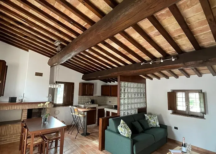 Alojamento de Acomodação e Pequeno-almoço L'ulivo Incantato 4*